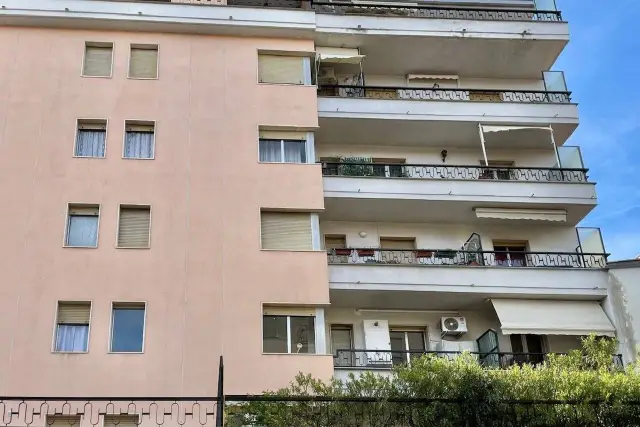 Dreizimmerwohnung in Via Vittorio Alfieri, Acqui Terme - Foto 1