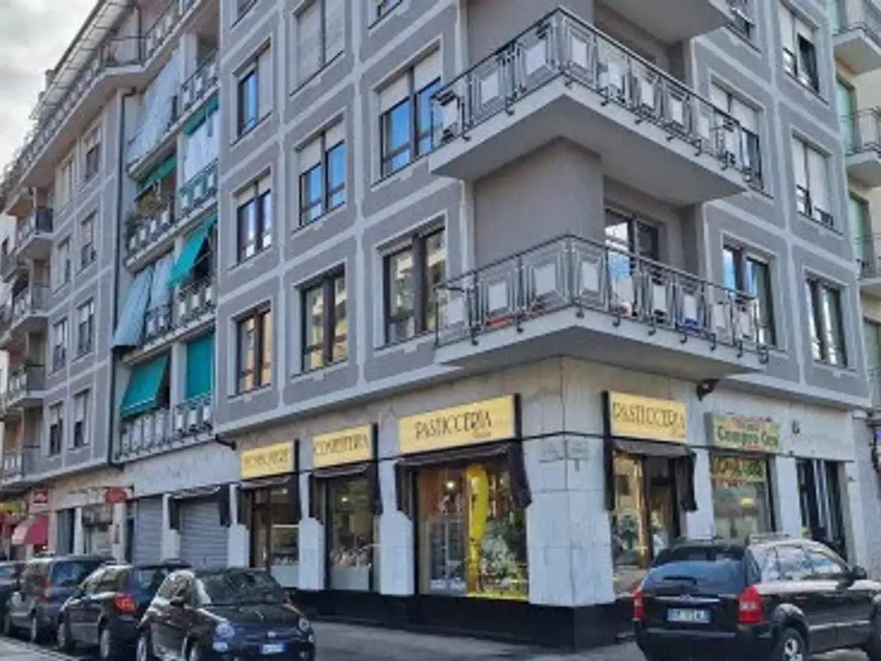 Pasticceria in Corso Francia 305, Torino, {3} - Foto 1
