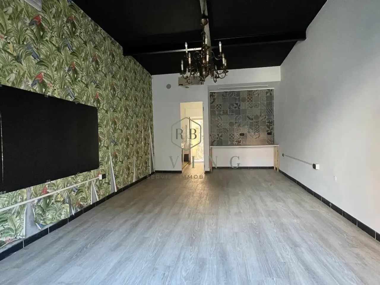 Negozio in Via Elio Fileni 98, San Benedetto Del Tronto, {3} - Foto 1