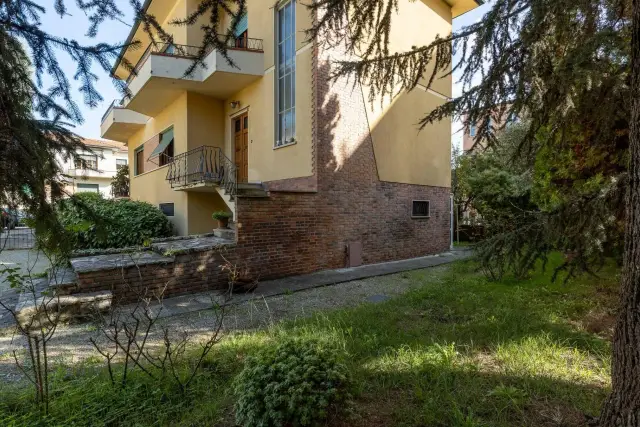 Villa in Via Achille Grandi 93, Lucca - Foto 1