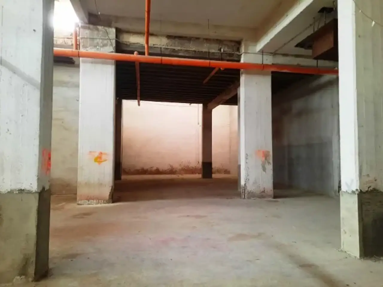 Magazzino in Via Ammiraglio Umberto Cagni 8, Palermo, {3} - Foto 2