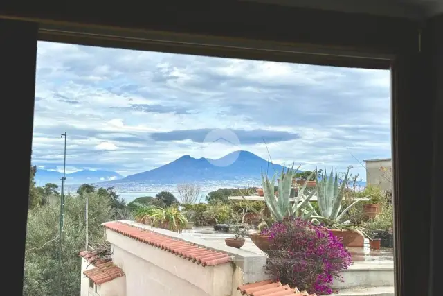 2-room flat in Viale Costa 66, Napoli - Photo 1