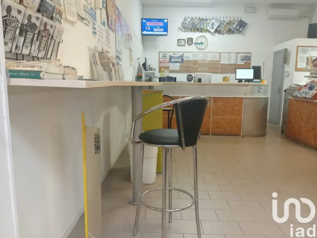 Negozio in Via Sant'Eusebio 66, Fano, {3} - Foto 2