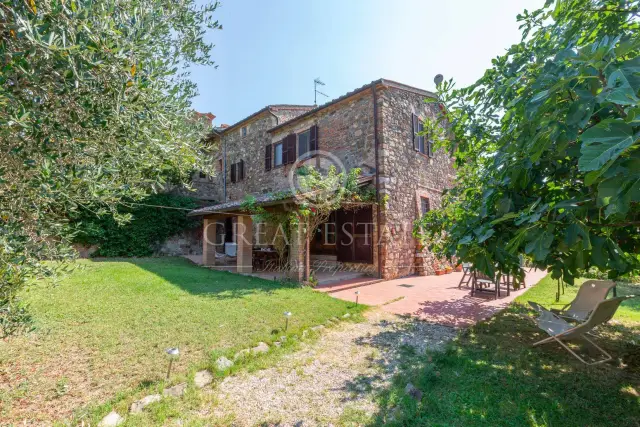 Country house or cottage, Cetona - Photo 1