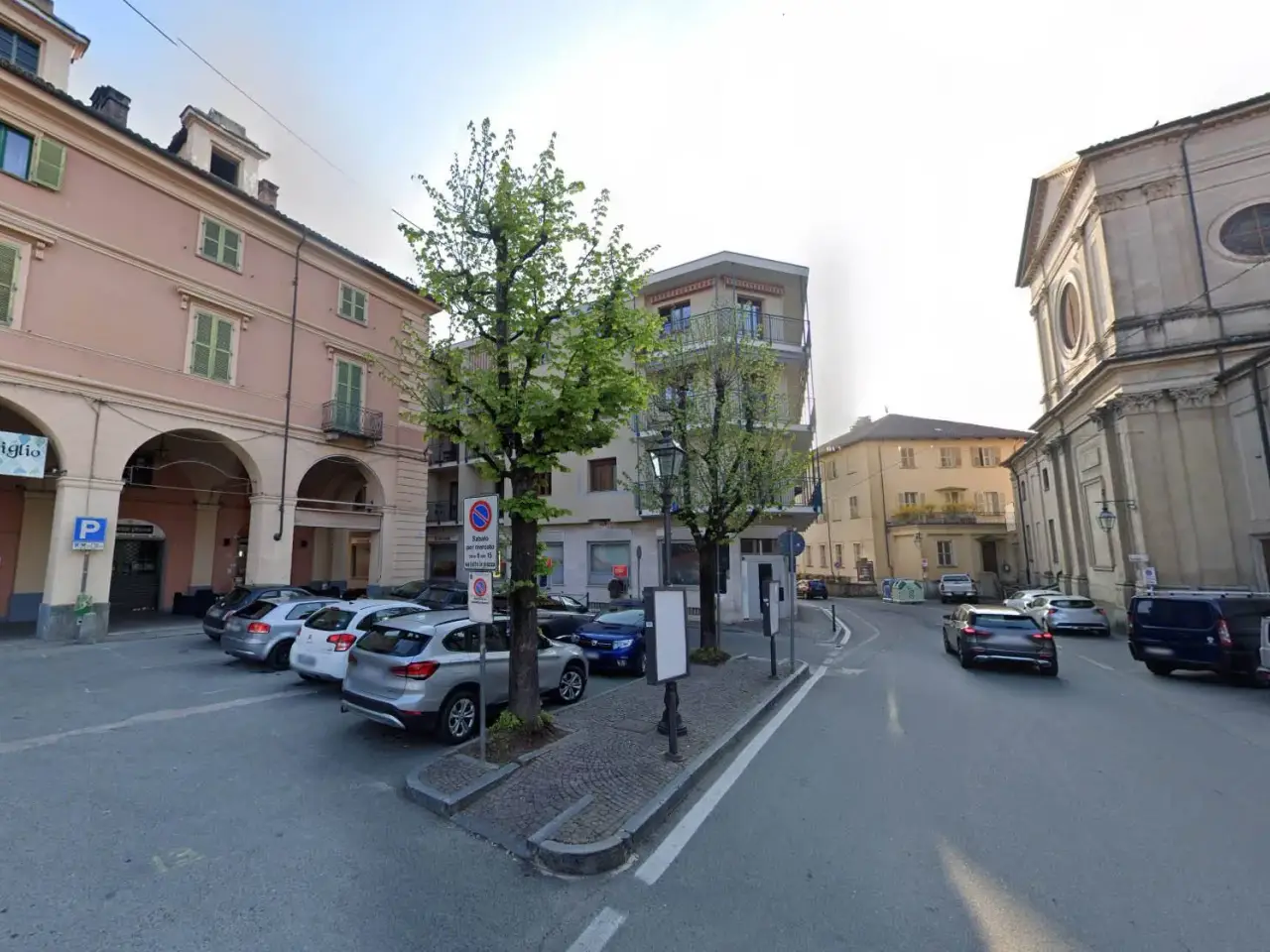 Negozio in Piazza San Lorenzo, Giaveno, {3} - Foto 1