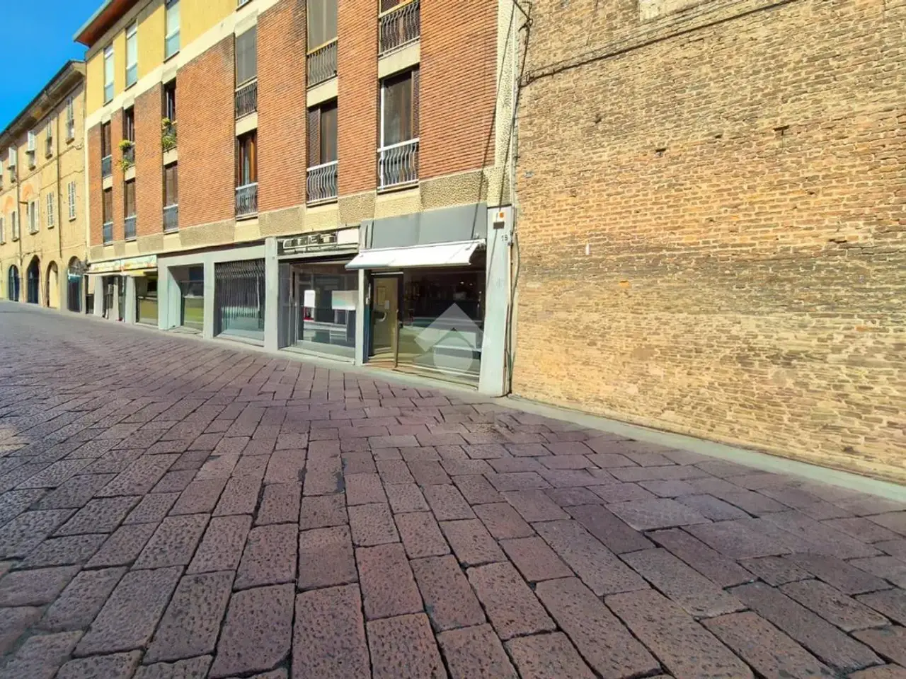 Negozio in Via Legnano 18, Piacenza, {3} - Foto 1