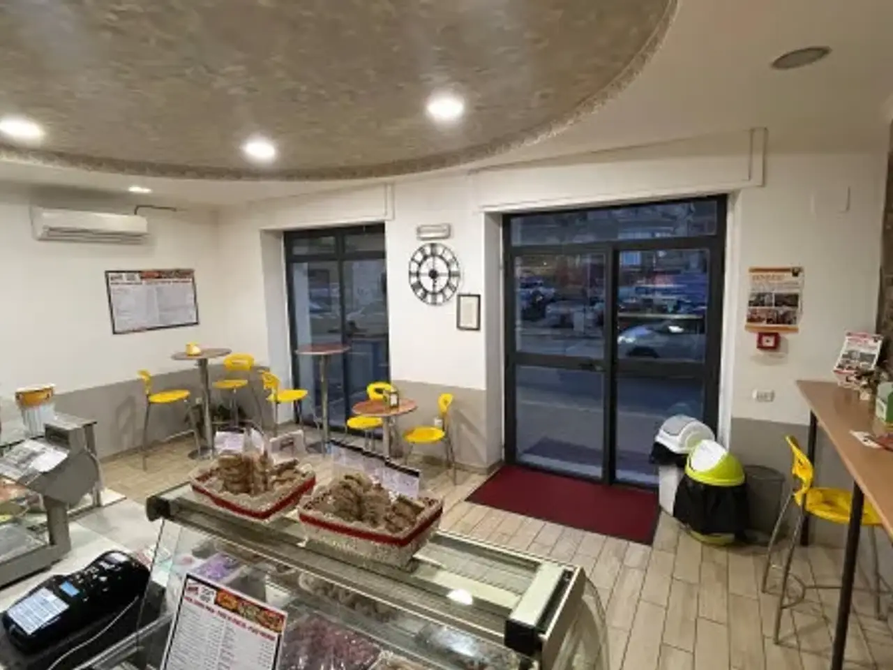 Pizzeria in Corso Giuseppe Garibaldi, Orte, {3} - Foto 1