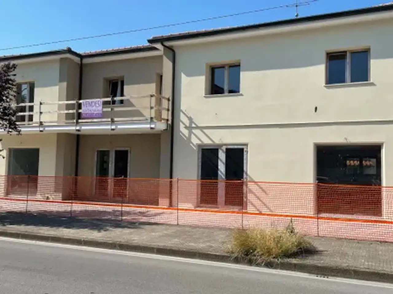 Negozio in Via Empolese, Pieve A Nievole, {3} - Foto 1