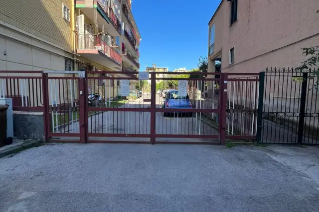 3-room flat in Via San Martino, San Giorgio a Cremano - Photo 1