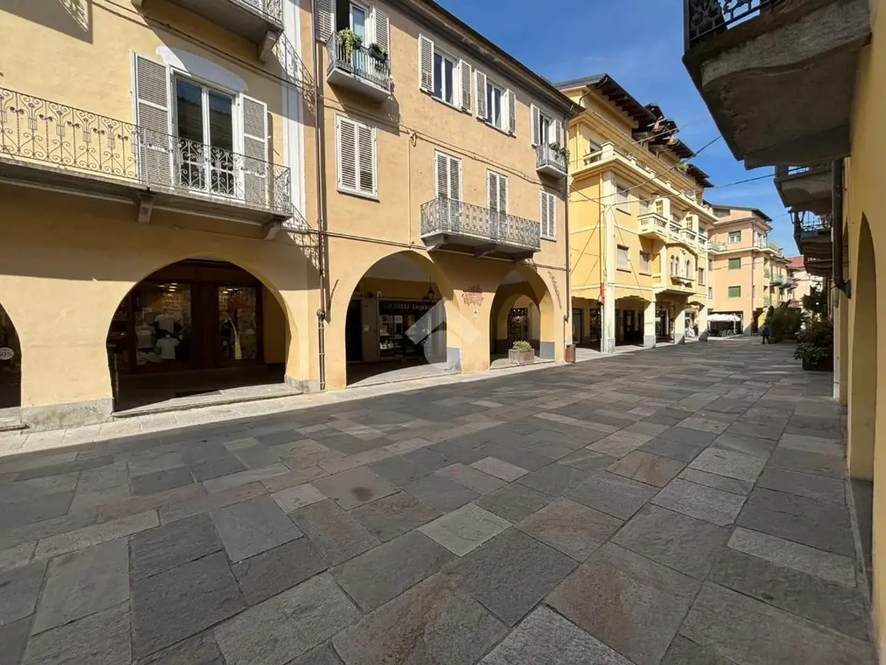 Negozio in Via Vittorio Emanuele II 169, Cirie', {3} - Foto 1