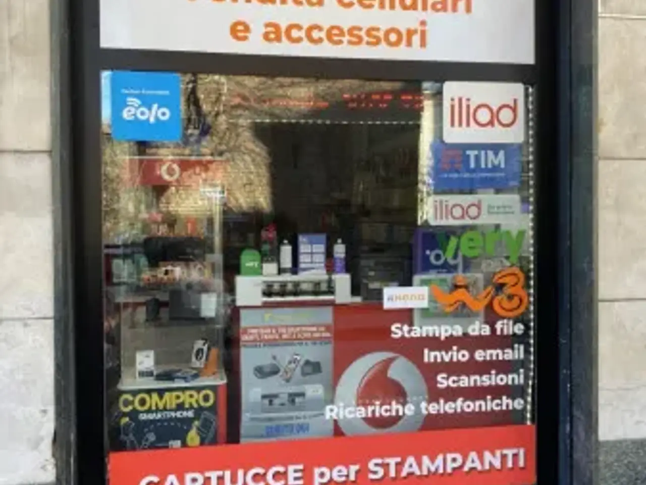 Negozio in Piazza Vittorio Veneto, Stradella, {3} - Foto 2