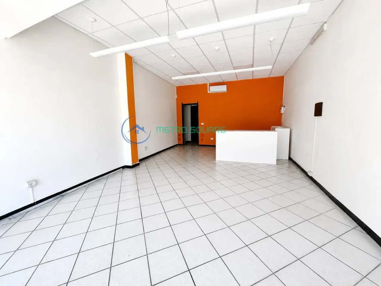 Negozio in Via Roma 123a, San Gavino Monreale, {3} - Foto 1