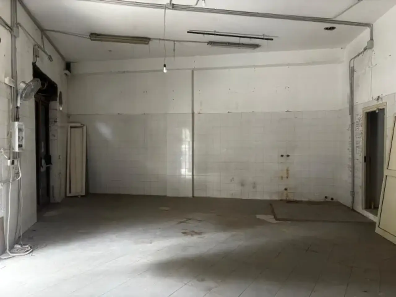 Negozio in Via Napoli 94, Casalnuovo di Napoli, {3} - Foto 1