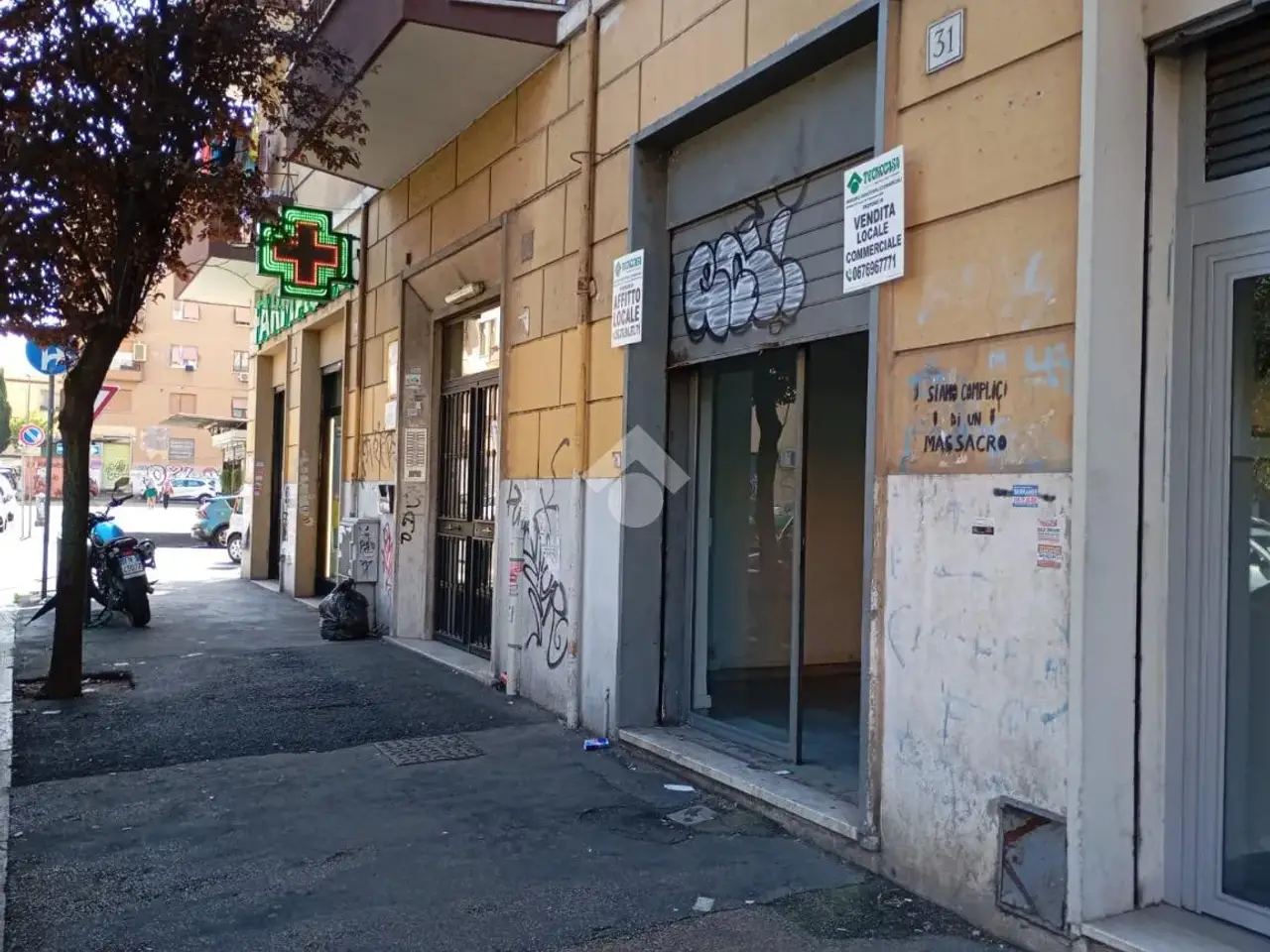 Negozio in Via Bartolomeo Perestrello 31, Roma, {3} - Foto 1