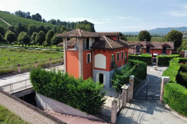 Villa in Corso Barolo, Alba - Foto 1