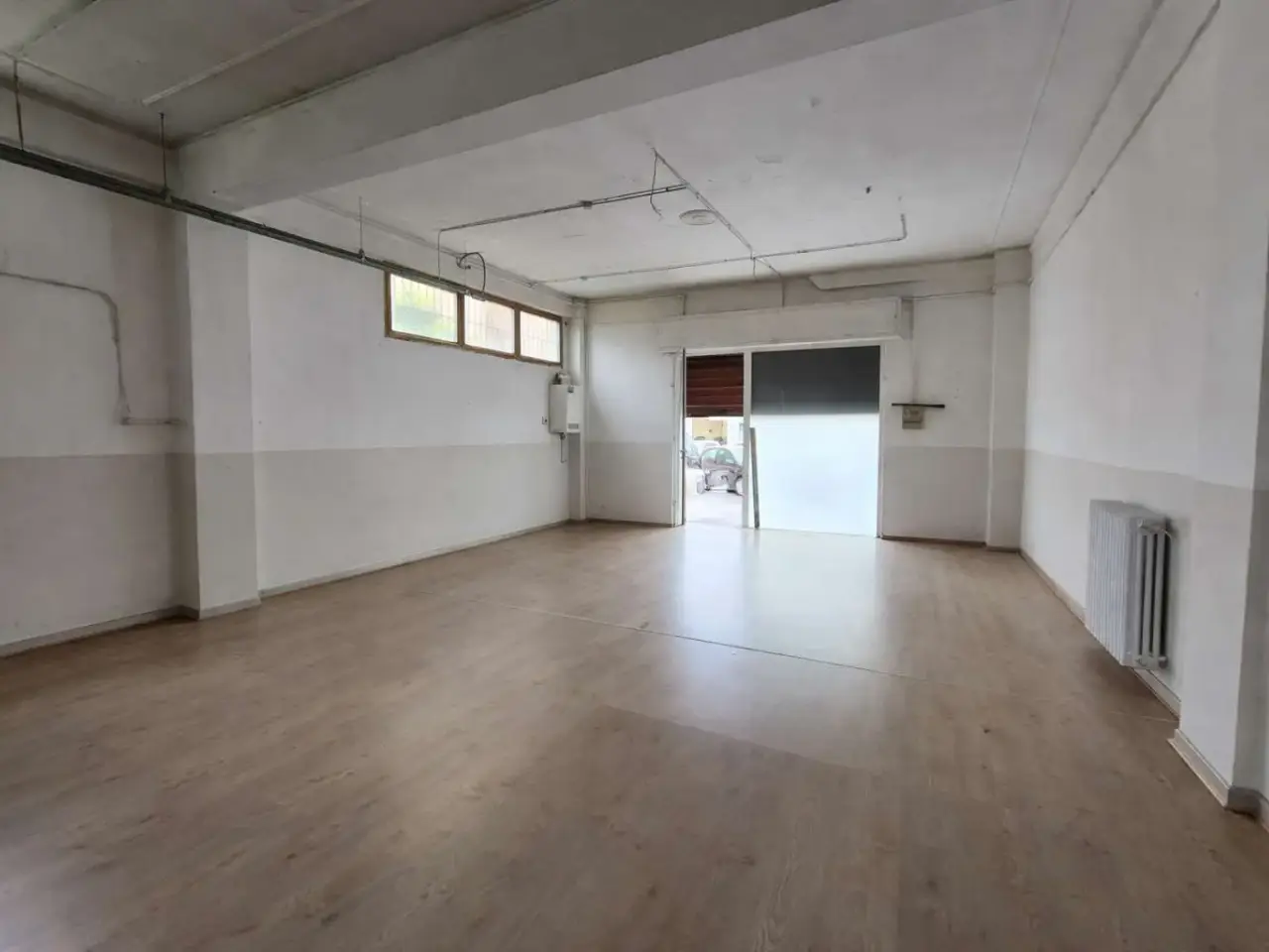 Magazzino in Via Cavour, Chiaravalle, {3} - Foto 1