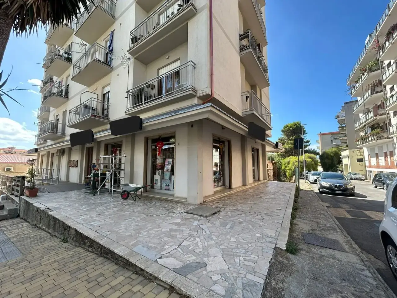 Negozio in Via Ariosto 15, Iglesias, {3} - Foto 2