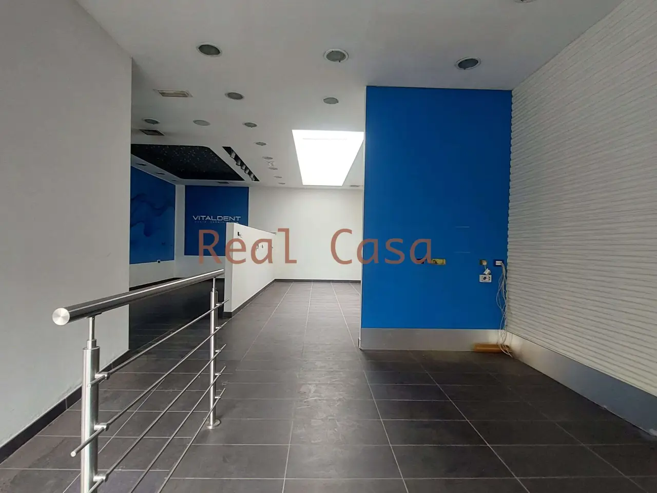 Palazzina commerciale in , Modena, {3} - Foto 1
