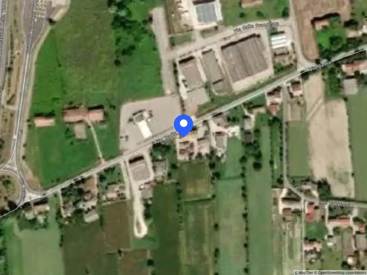 Magazzino in Via Badia, 1077 -N. Civico Comunale 1123- 1077, Piacenza D'Adige, {3} - Foto 1