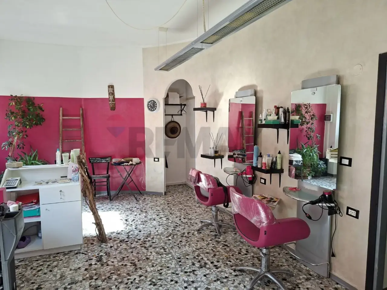 Negozio in Via Buzzati 36, Belluno, {3} - Foto 1
