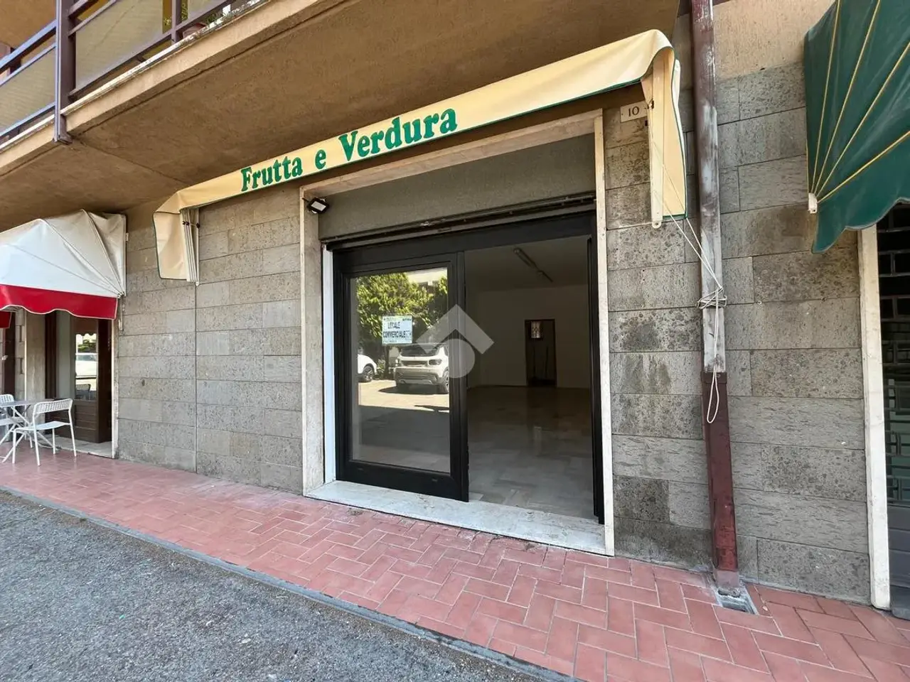 Negozio in Via delle Mimose 10, Orvieto, {3} - Foto 1