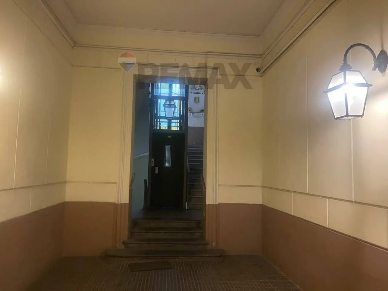 Ufficio in Via Cesare Battisti 9, Torre Del Greco, {3} - Foto 2