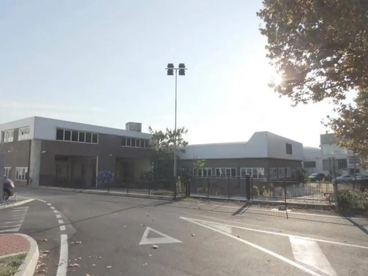 Capannone in Strada di Montefeltro 19, Pesaro, {3} - Foto 1
