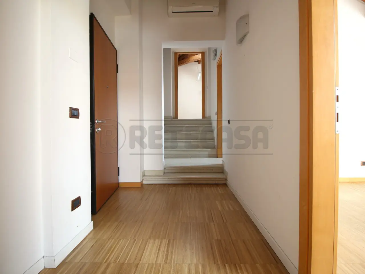 Ufficio in Via Venezia 6, Montebello Vicentino, {3} - Foto 2