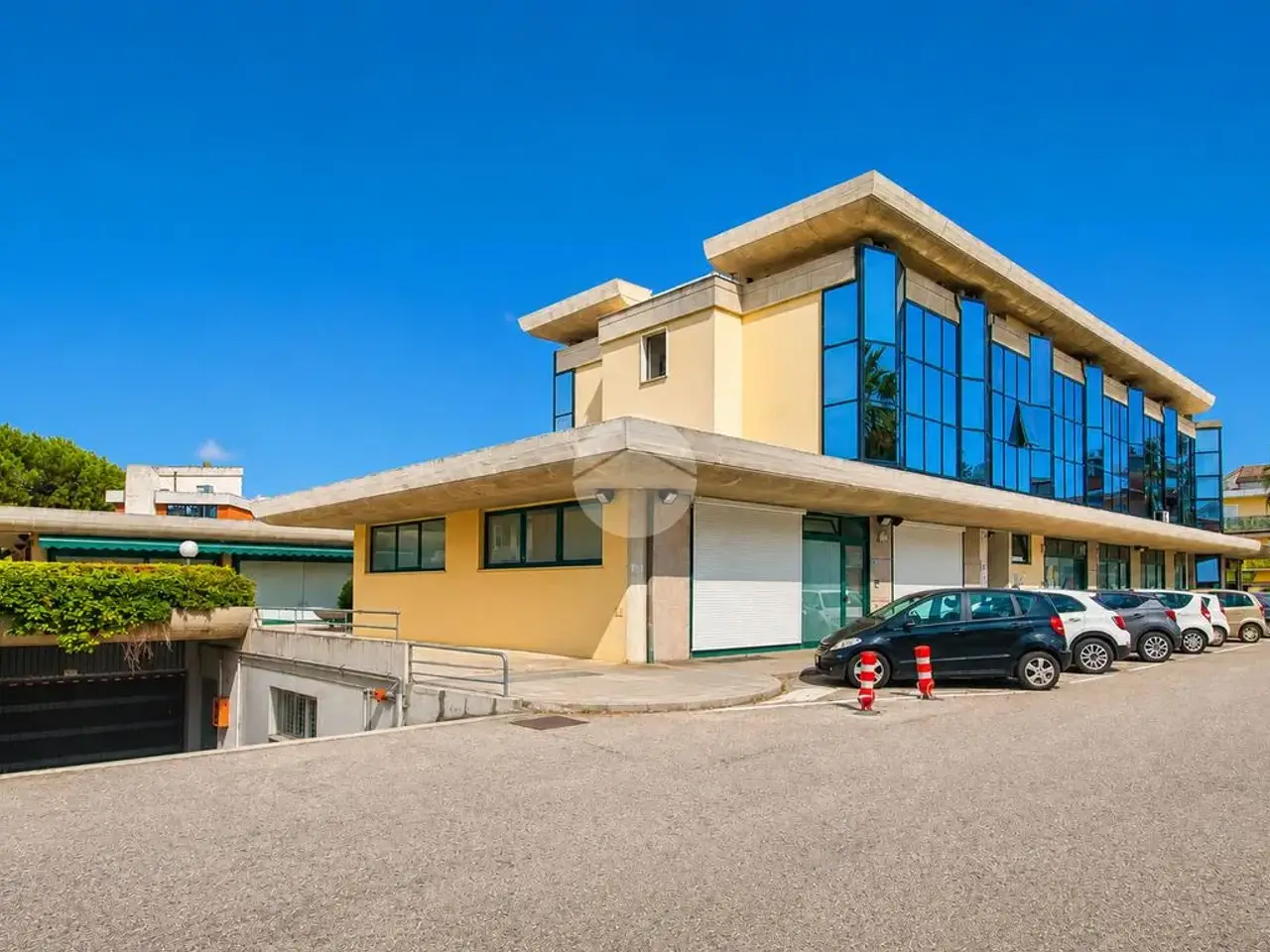Magazzino in Via Largo Danubio 11, San Benedetto Del Tronto, {3} - Foto 1