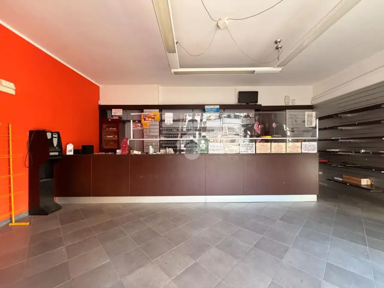 Negozio in Via Felice Cavallotti 76, Novi Ligure, {3} - Foto 1