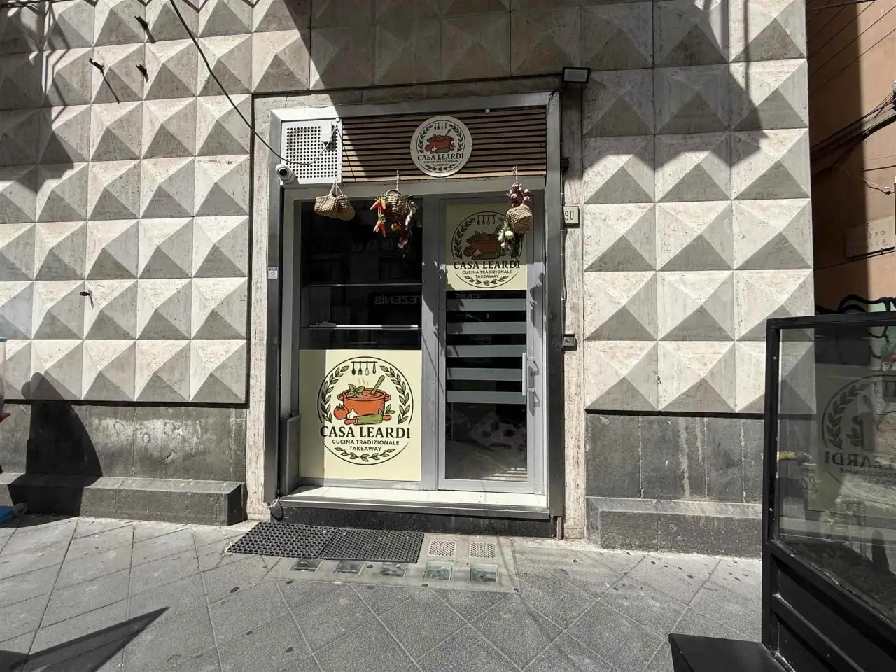 Negozio in Corso Vittorio Emanuele, Salerno, {3} - Foto 1