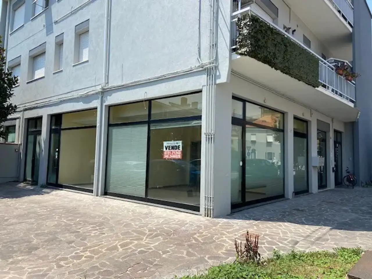 Ufficio in Via Montenevoso 23, Pesaro, {3} - Foto 2