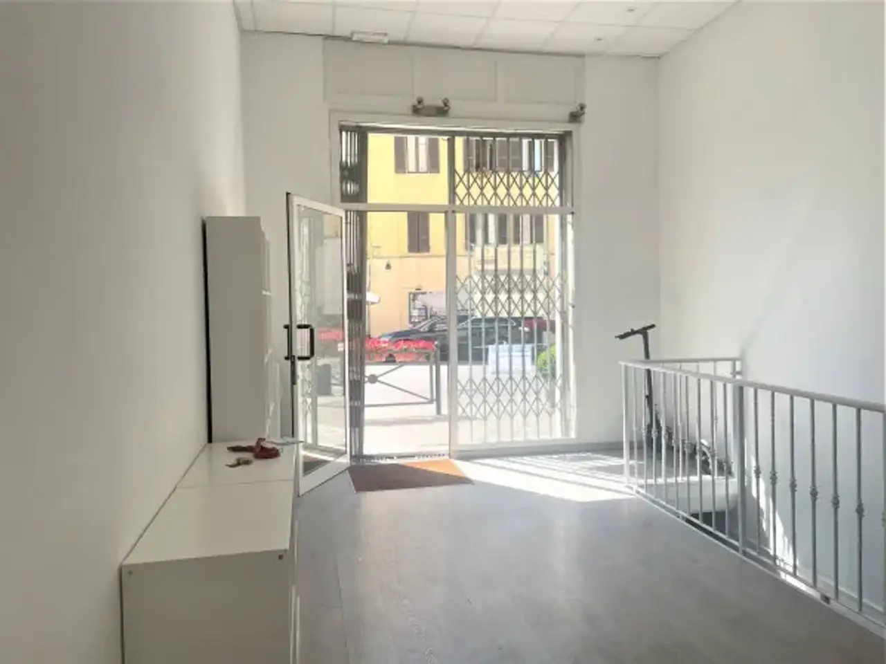 Negozio in Corso Martiri della Libertà 56, Brescia, {3} - Foto 2