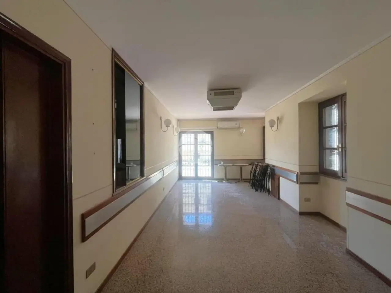 Negozio in Via Chiesa, Padenghe Sul Garda, {3} - Foto 1