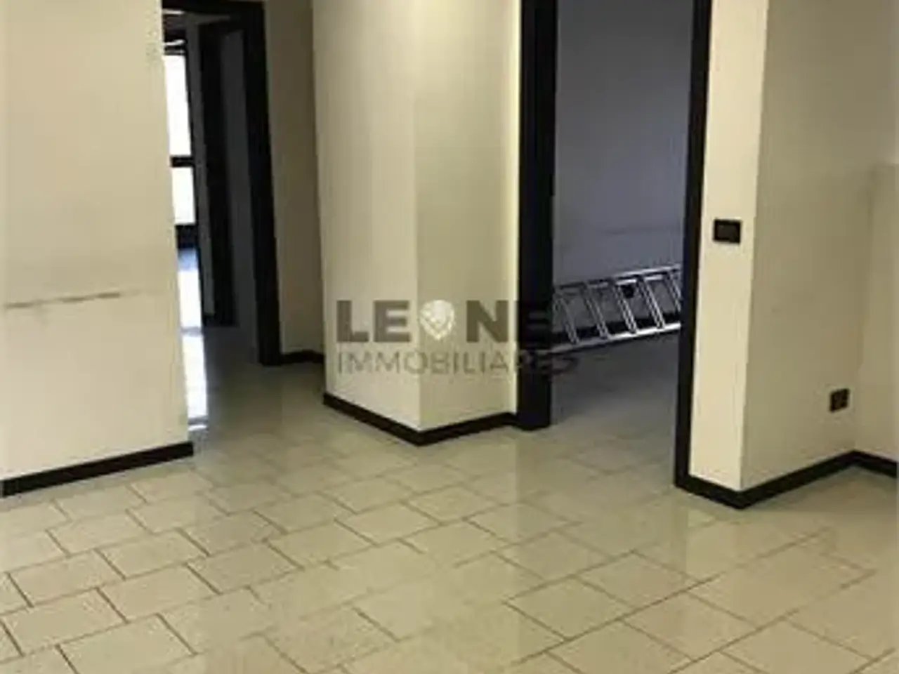 Ufficio in , Vignola, {3} - Foto 1