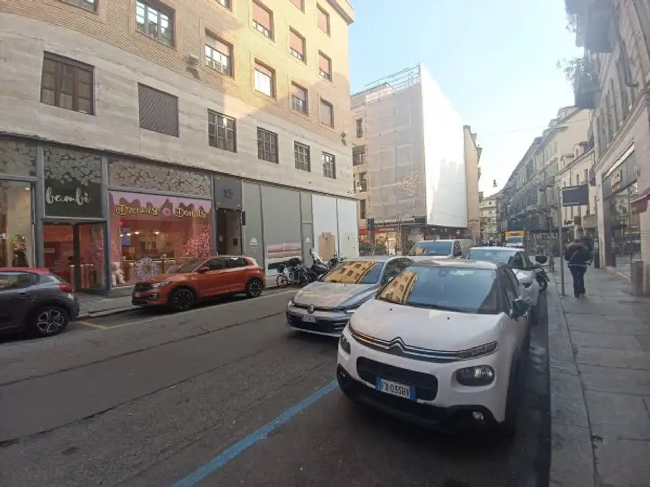 Negozio in Via Antonio Gramsci 12, Torino, {3} - Foto 2