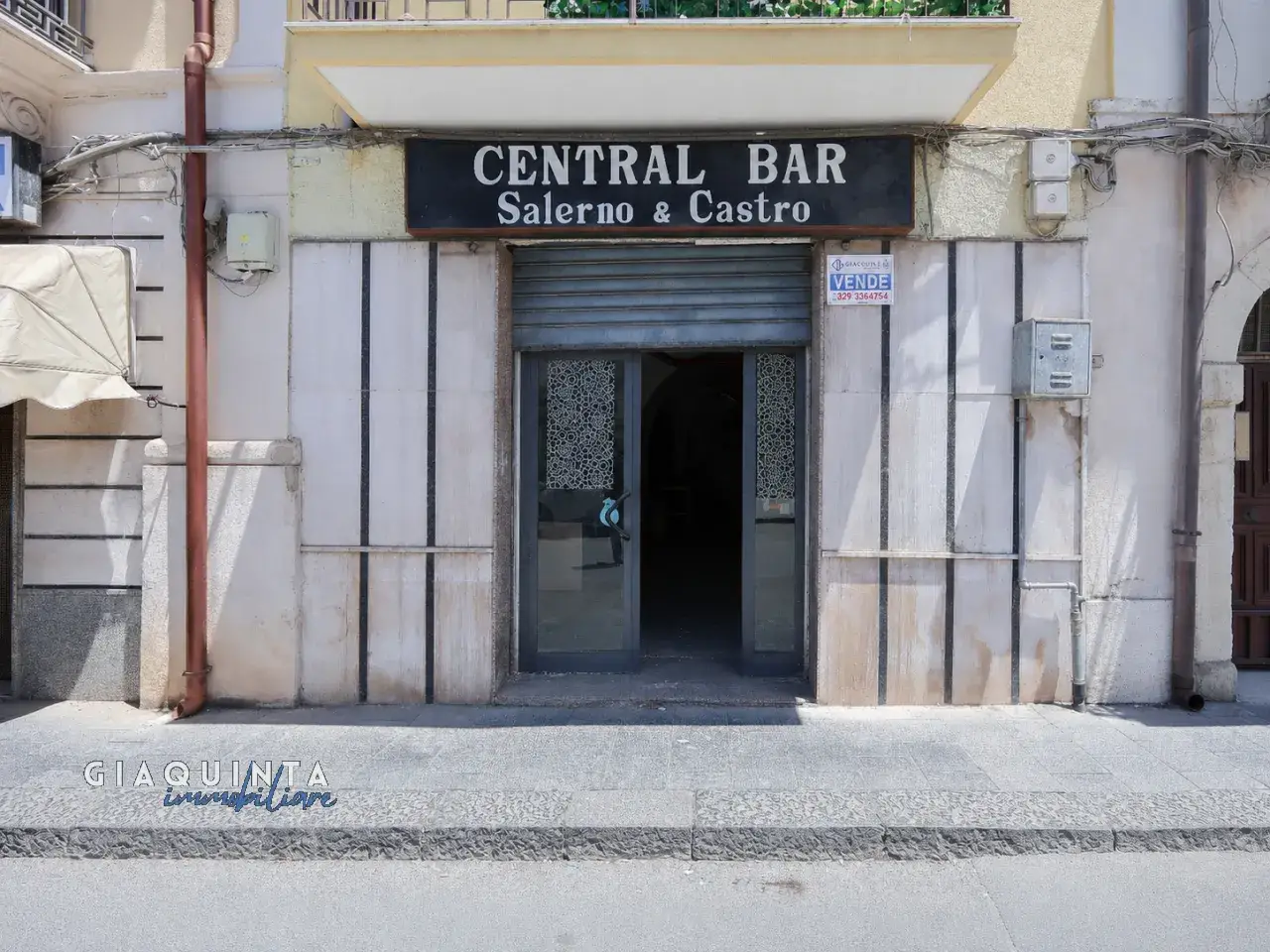 Negozio in Via Vittorio Emanuele N.28, Palagonia, {3} - Foto 1