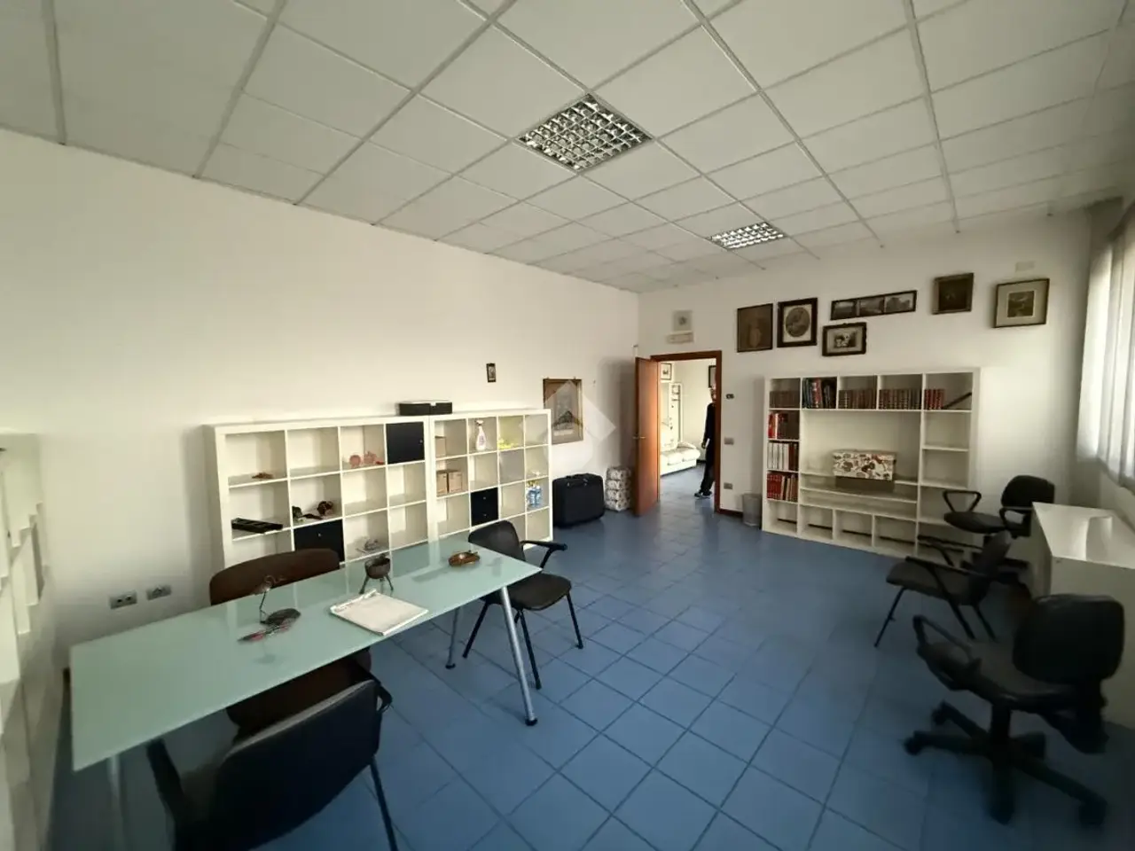 Ufficio in Quartiere Prè 9, Bassano Del Grappa, {3} - Foto 1