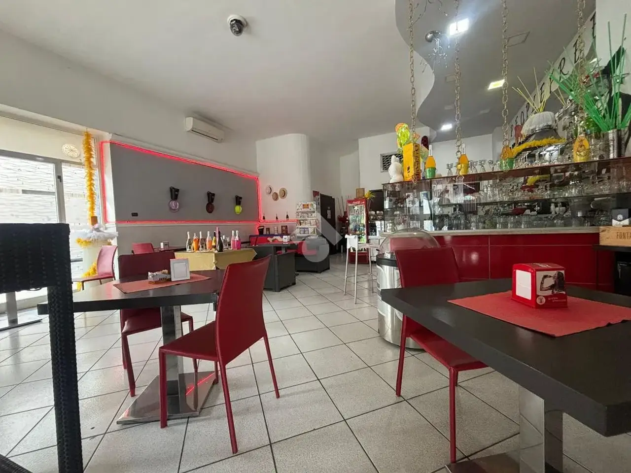 Negozio in Via Vittorio Veneto 81, Cerignola, {3} - Foto 2