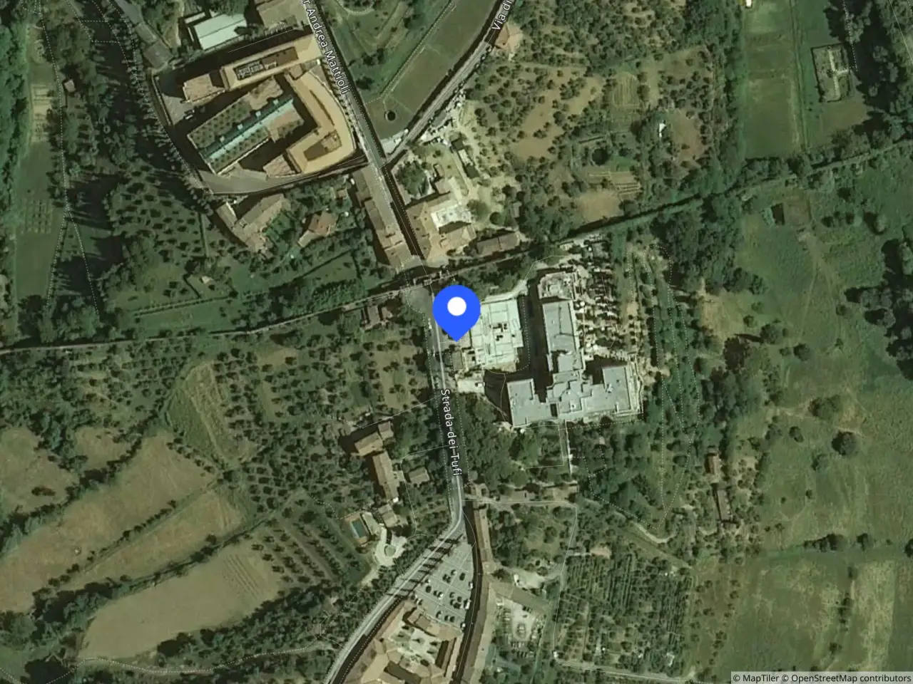 Capannone in S.da dei Tufi, 3, 53100 Siena Si, Italia, Siena, {3} - Foto 1