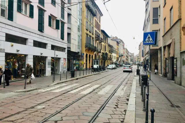 Shop in Corso di Porta Ticinese, Milano - Photo 1