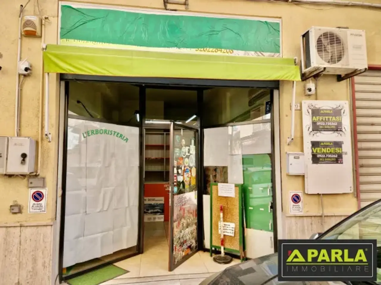 Negozio in Via Sabaudia, Canicatti', {3} - Foto 1