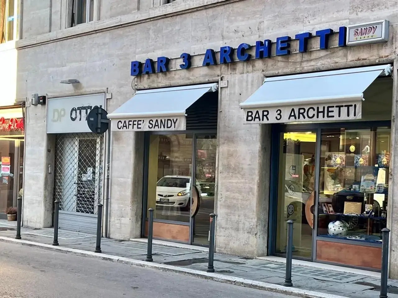 Bar in , Perugia, {3} - Foto 1