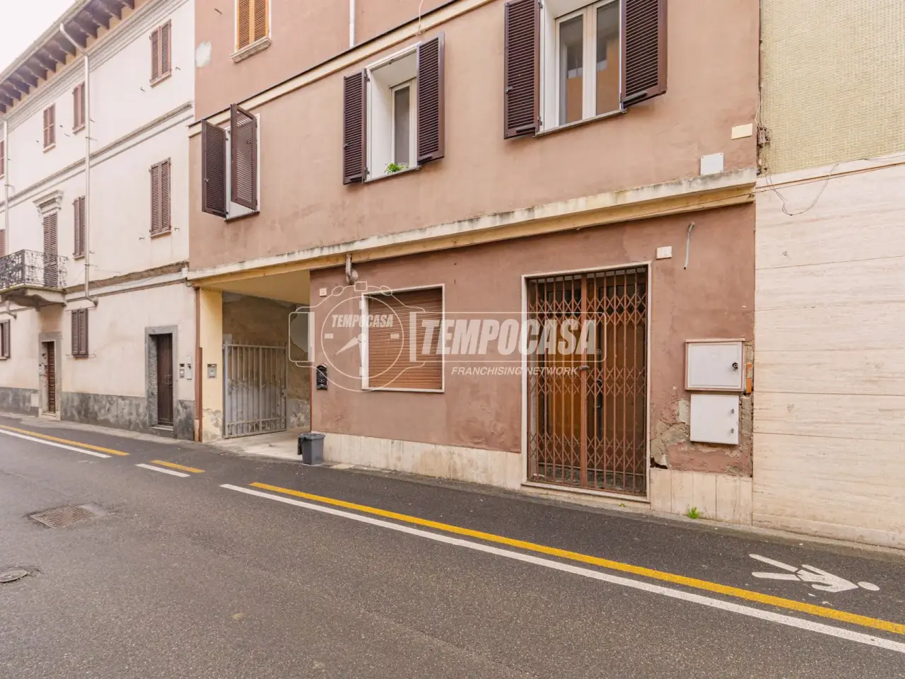 Negozio in Via Cairoli 12/14, Cilavegna, {3} - Foto 1