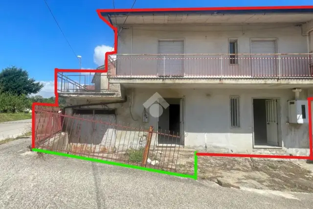 Detached house in Via Carlo del Balzo 67, San Martino Valle Caudina - Photo 1