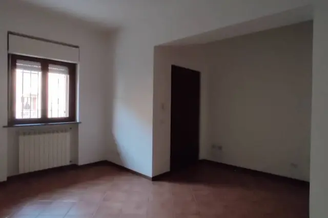 3-room flat in Via Pietro Micca 4a, Novara - Photo 1