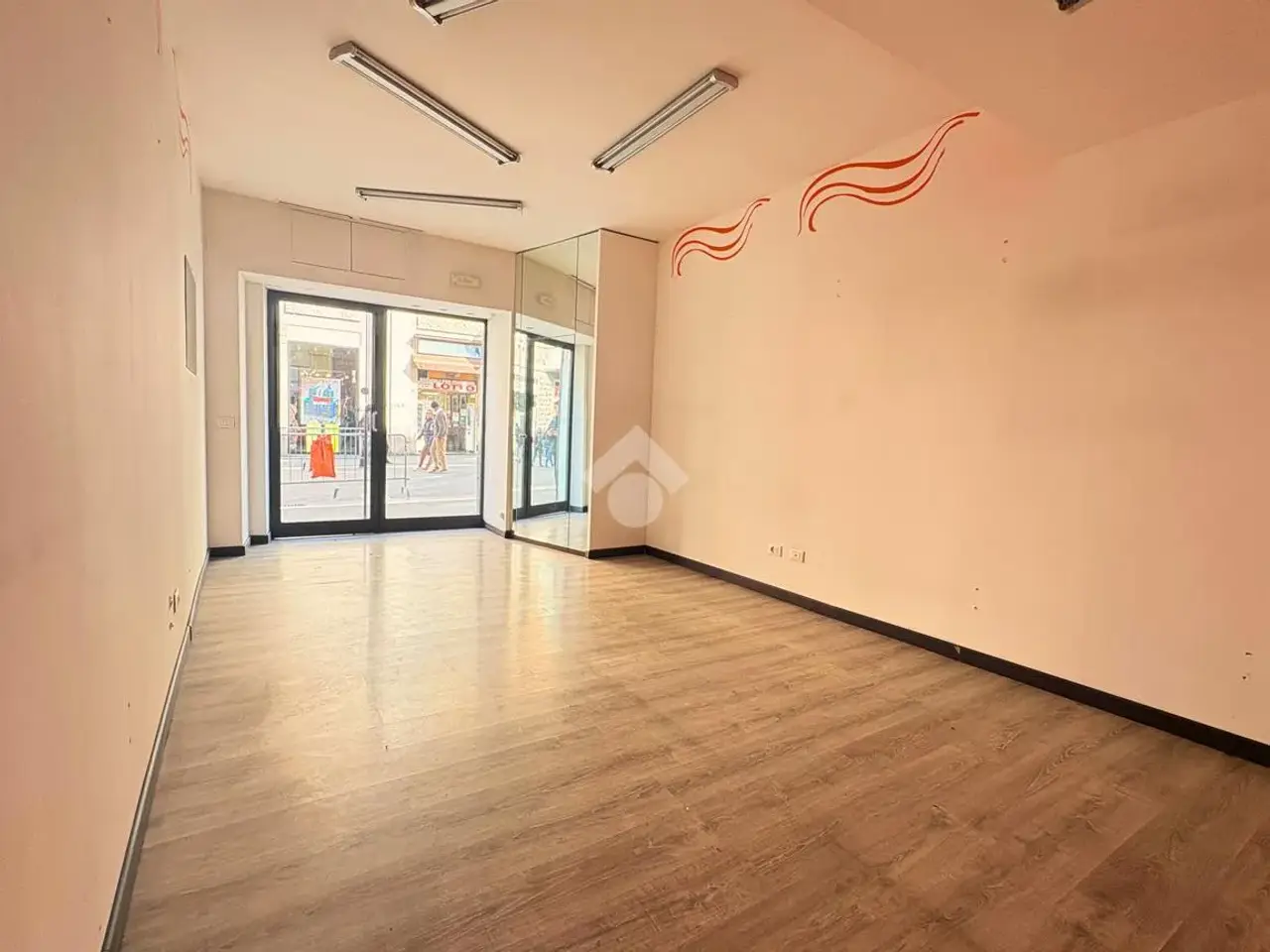 Negozio in Corso Garibaldi 94, Ancona, {3} - Foto 2