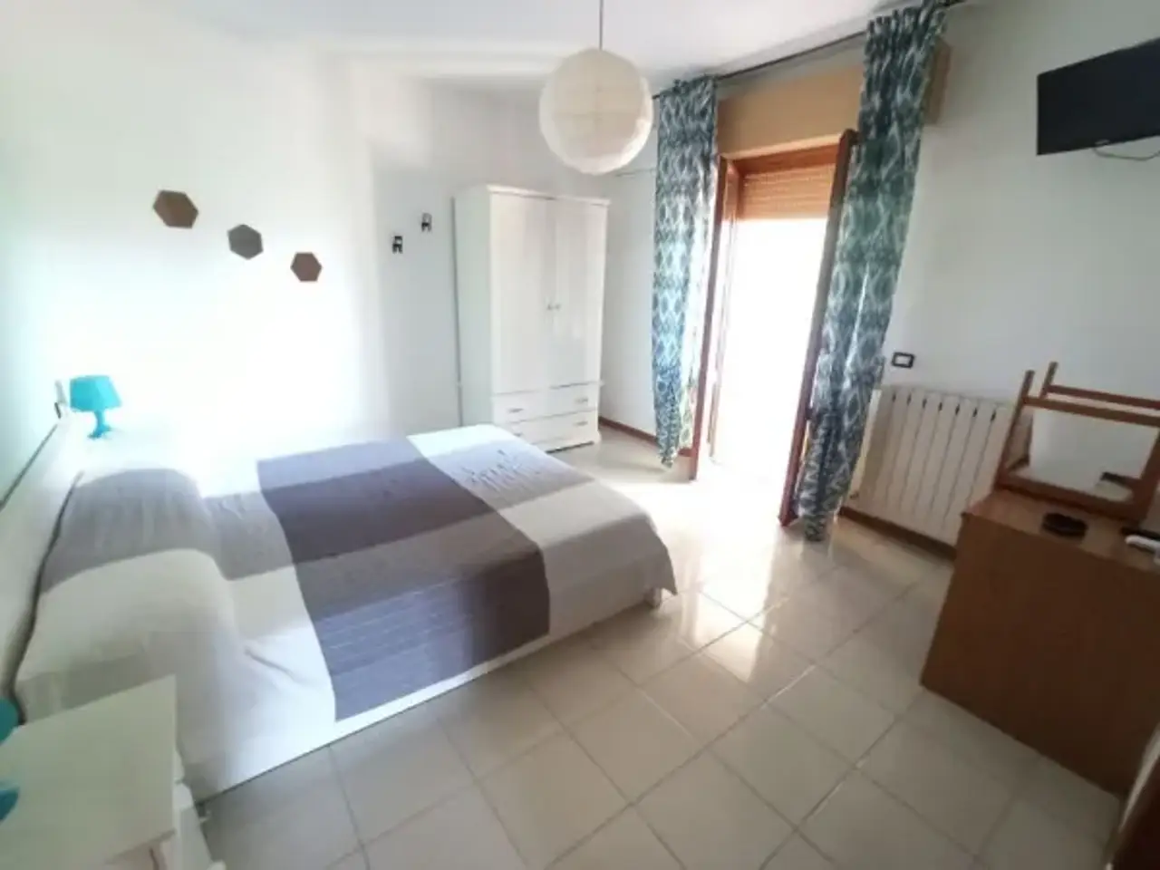 Bed & Breakfast in Viale Giuseppe Garibaldi, Castiglione Del Lago, {3} - Foto 2