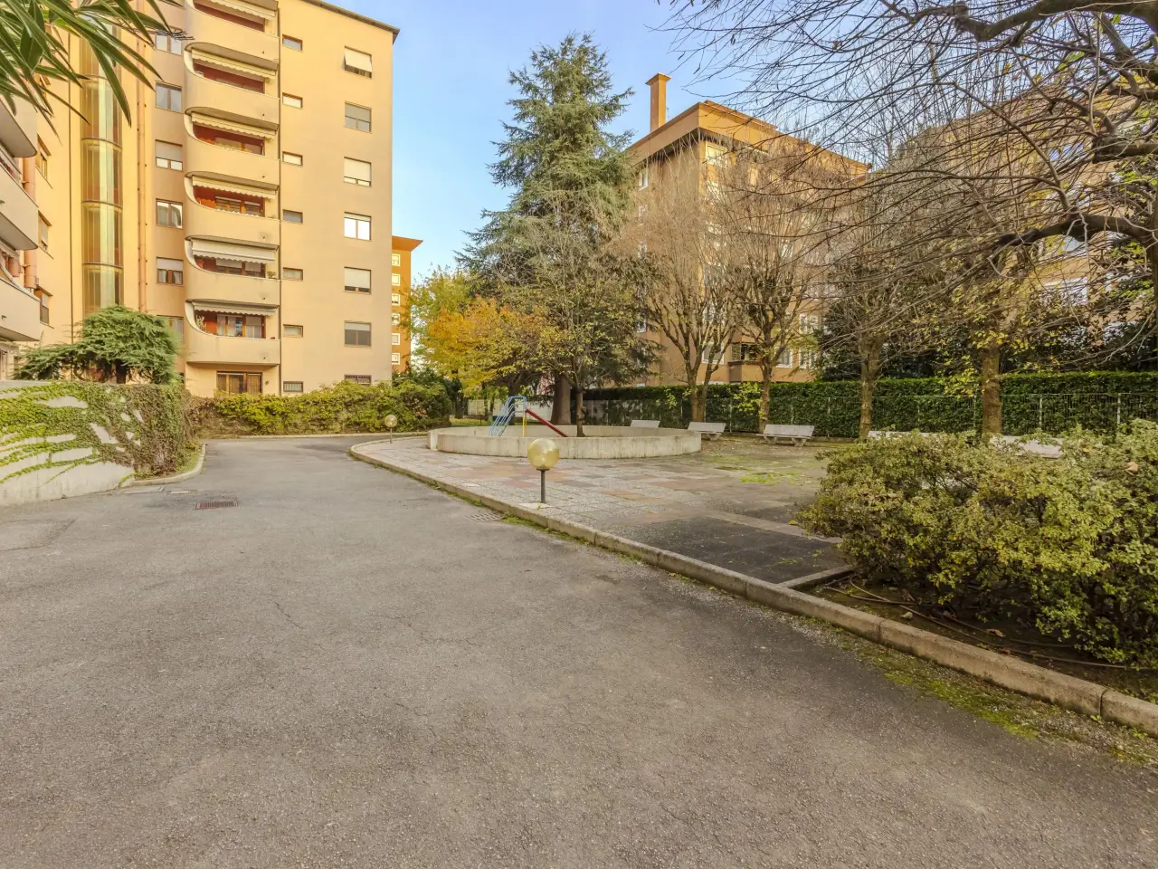 Magazzino in Via Mozart Amadeus, 14, Bollate, {3} - Foto 1