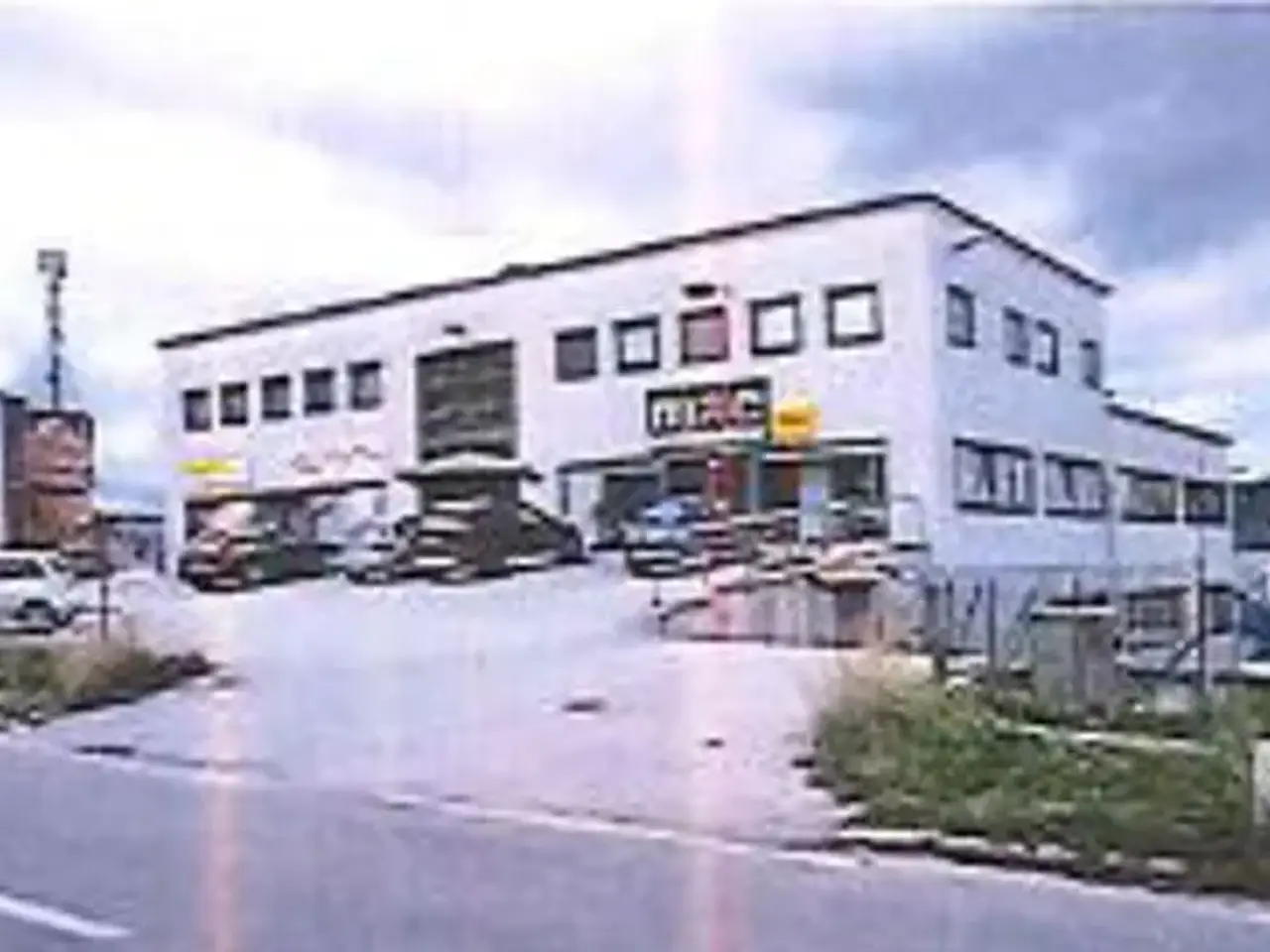 Laboratorio in Via Flaminia Km. 186, Gualdo Tadino, {3} - Foto 1